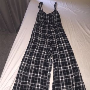 Hollister pantsuit